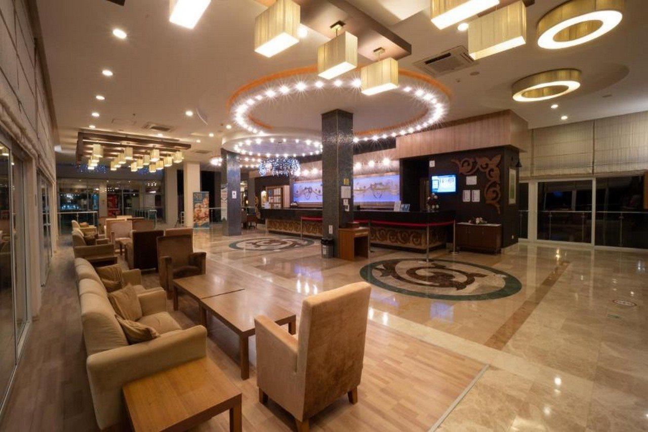 Titan Select Hotel Konaklı Extérieur photo