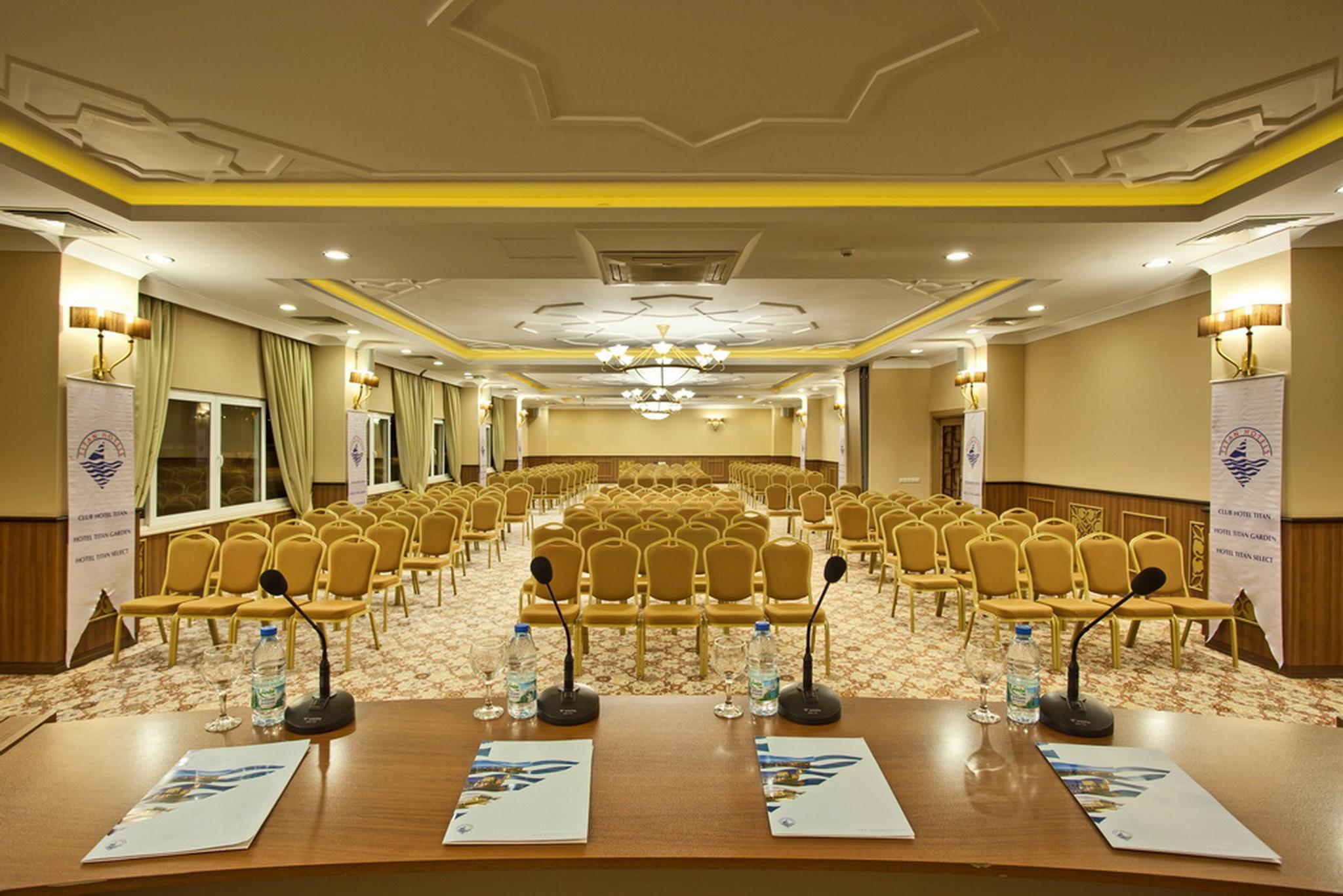 Titan Select Hotel Konaklı Extérieur photo