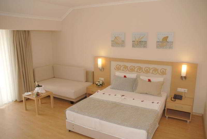 Titan Select Hotel Konaklı Extérieur photo
